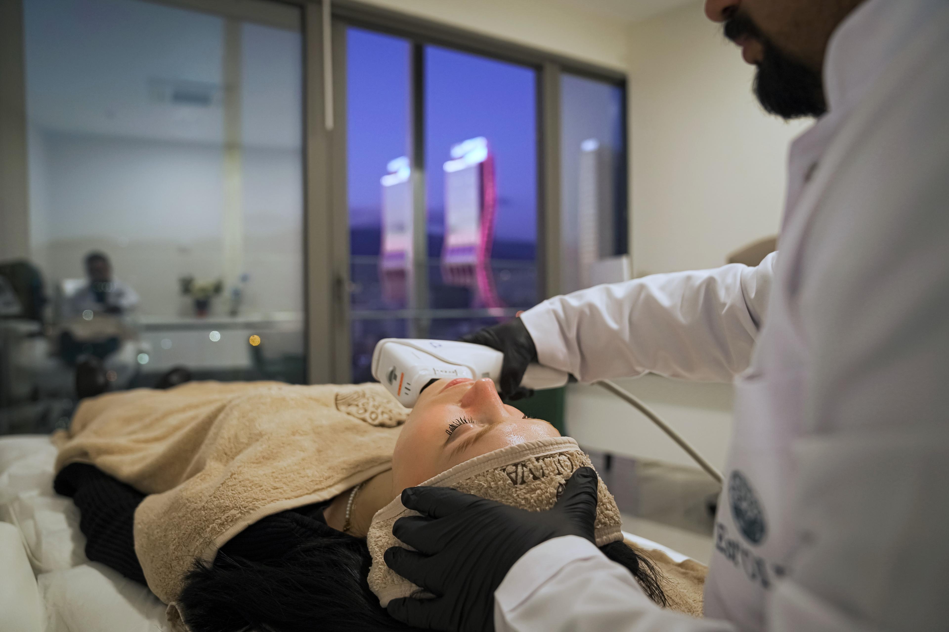 Klinik - Hastane - Güzellik Salonu